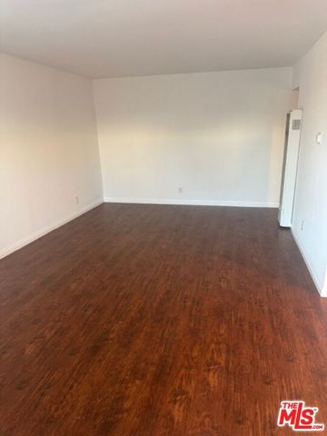 1136 W 109th Place, Los Angeles, CA 90044