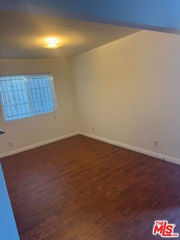1136 W 109th Place, Los Angeles, CA 90044