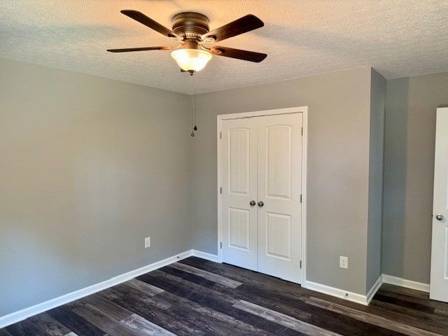 146 Hesselly Rd, Decherd, TN 37324