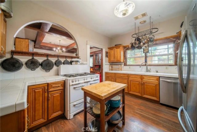 1112 Glendon, South Pasadena, CA 91030