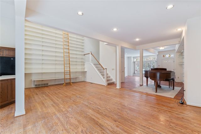 1490 East Avenue, Rochester, NY 14610