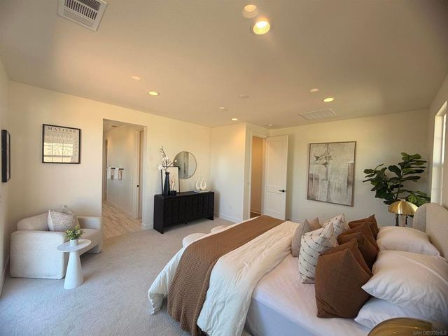 11305 Caminito Rodar, San Diego, CA 92126