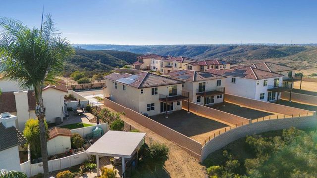 11305 Caminito Rodar, San Diego, CA 92126