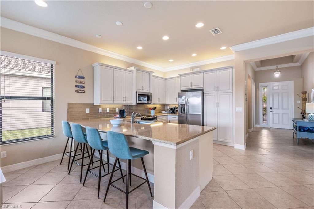 11520 Summerview WAY, FORT MYERS, FL 33913 — photo 5