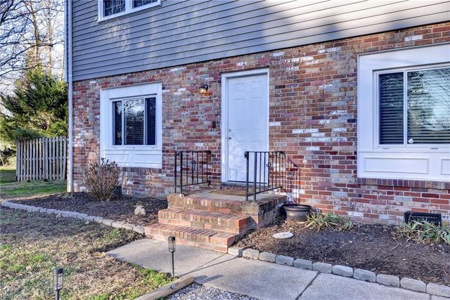 105 Glenn CV, Seaford, VA 23696