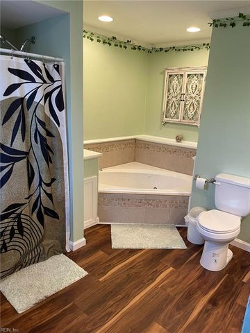 105 Glenn CV, Seaford, VA 23696