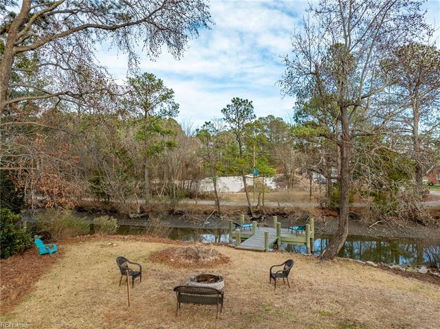 105 Glenn CV, Seaford, VA 23696