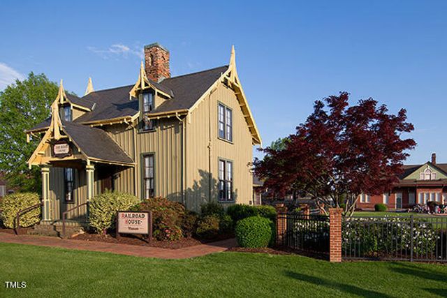 526 Middleton Court, Sanford, NC 27330