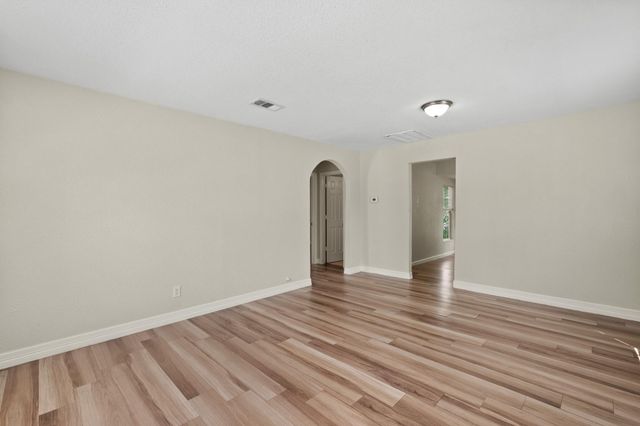 8244 Hartford Street, Houston, TX 77017