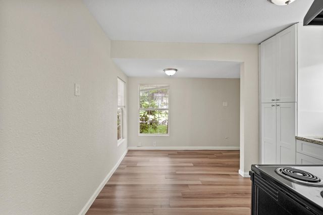 8244 Hartford Street, Houston, TX 77017