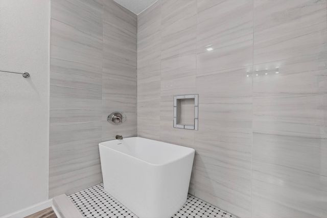 1022 Camino Del Bosque, Bernalillo, NM 87004