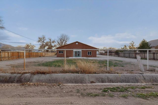 1022 Camino Del Bosque, Bernalillo, NM 87004