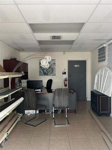 13210 SW 132nd Ave, Miami, FL 33186