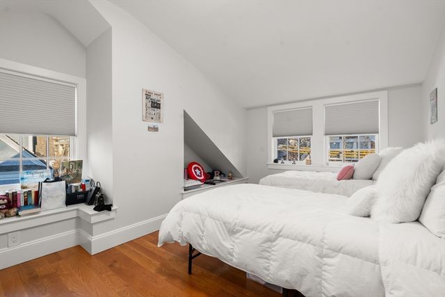 11 Hilliard 1, Cambridge, MA 02138