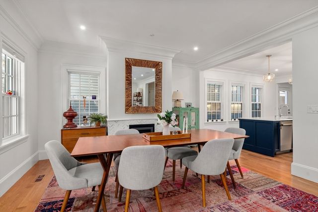 11 Hilliard 1, Cambridge, MA 02138