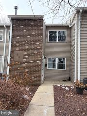 2902 STATE HILL #E2, Wyomissing, PA 19610