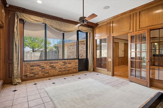 2010 Oak Trail Drive, Rowlett, TX 75088