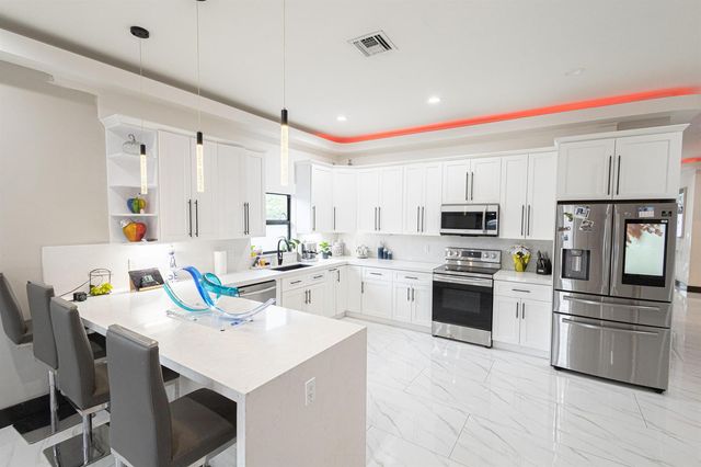 725 Mercury Street Street, West Palm Beach, FL 33406