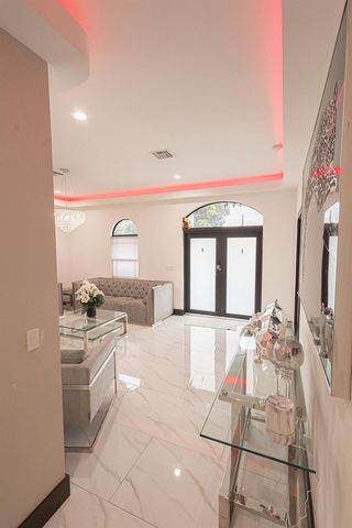 725 Mercury Street Street, West Palm Beach, FL 33406