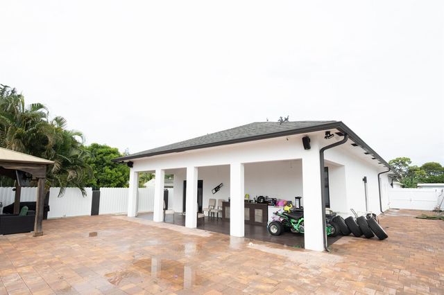 725 Mercury Street Street, West Palm Beach, FL 33406