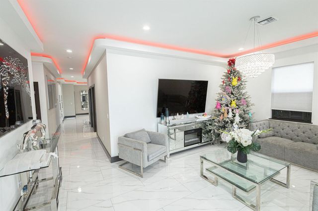 725 Mercury Street Street, West Palm Beach, FL 33406