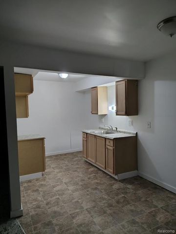 10101 Cadieux Road, Detroit, MI 48224