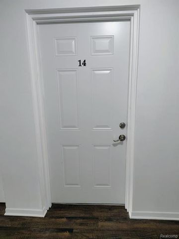 10101 Cadieux Road, Detroit, MI 48224