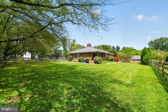 2901 FRANCIS DR, Frederick, MD 21704