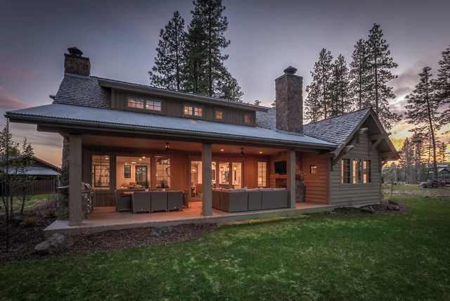 6671 S Old Barn RD, Harrison, ID 83833