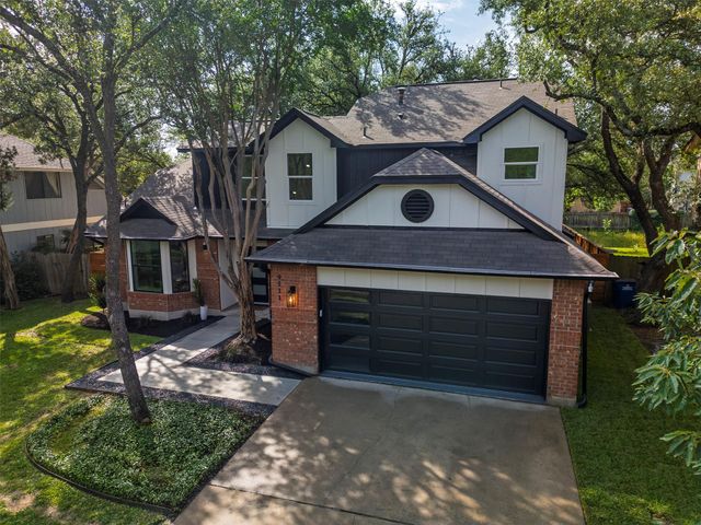 9111 Hazelhurst DR, Austin, TX 78729