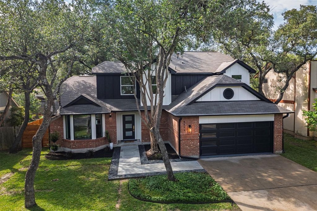 9111 Hazelhurst DR, Austin, TX 78729