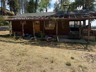 40211 N Grays Ln, Elk, WA 99009