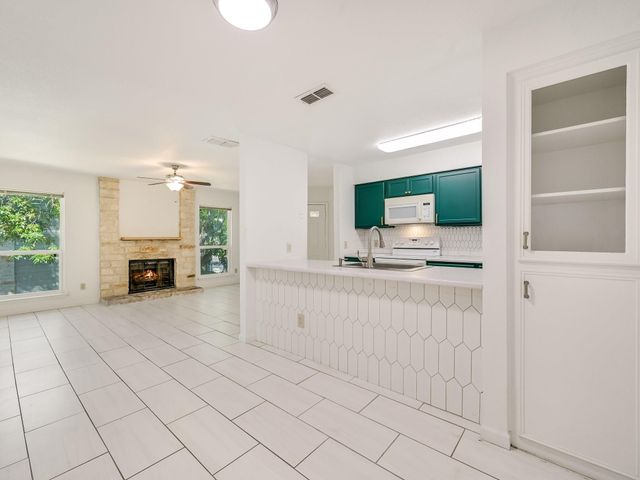 10616 Mellow MEADOWS MDWS 12C, Austin, TX 78750