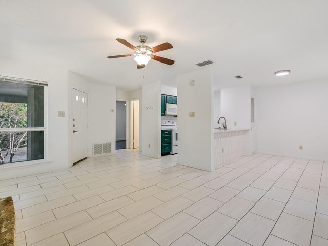 10616 Mellow MEADOWS MDWS 12C, Austin, TX 78750