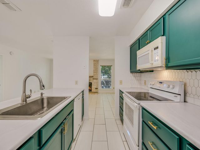 10616 Mellow MEADOWS MDWS 12C, Austin, TX 78750