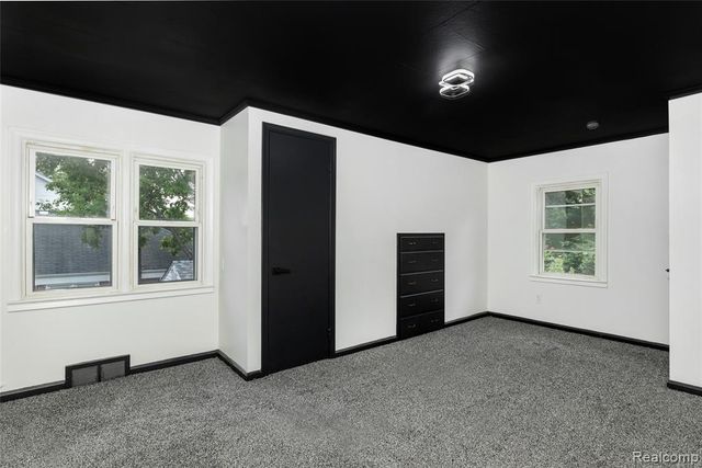 9955 Arnold, Redford, MI 48239