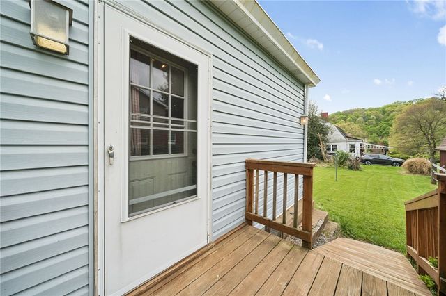 46 Elwyn Ave, Collier Twp, PA 15106
