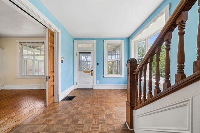 46 Elwyn Ave, Collier Twp, PA 15106