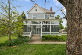 46 Elwyn Ave, Collier Twp, PA 15106
