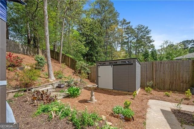 1019 Greenbriar Circle, Decatur, GA 30033