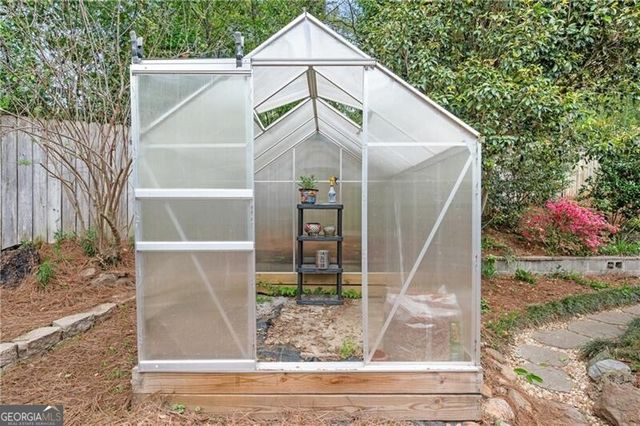 1019 Greenbriar Circle, Decatur, GA 30033