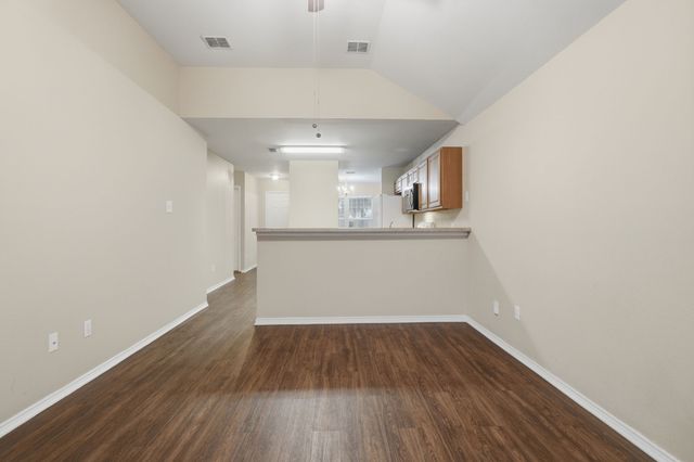 5589 Hunters Bend Lane, Dallas, TX 75249