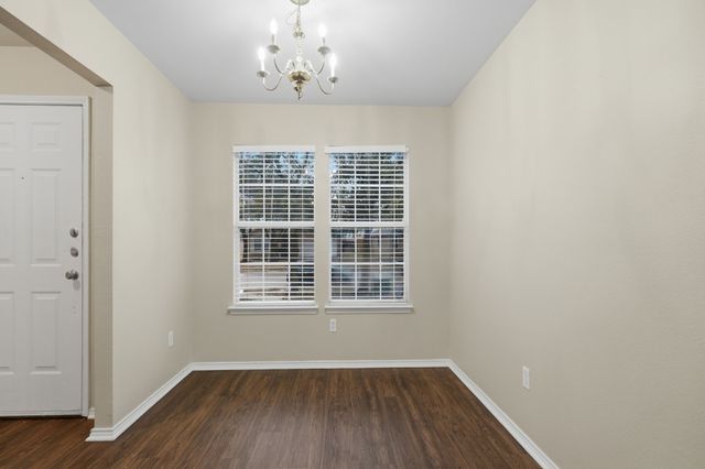 5589 Hunters Bend Lane, Dallas, TX 75249