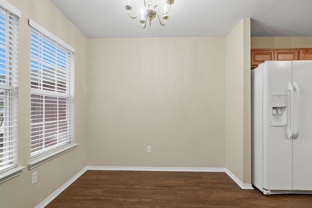 5589 Hunters Bend Lane, Dallas, TX 75249