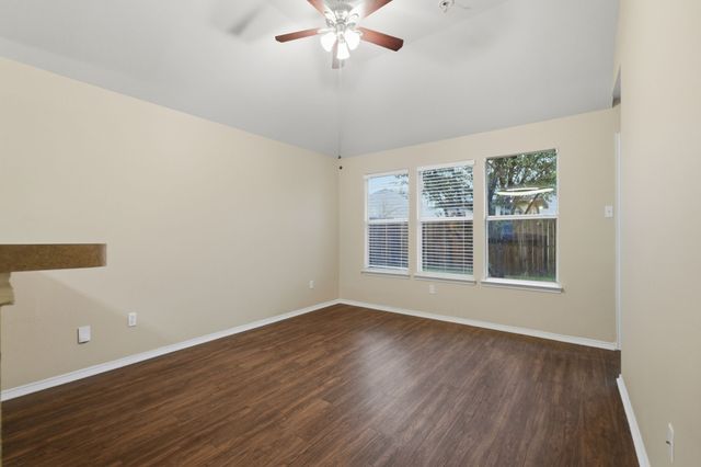 5589 Hunters Bend Lane, Dallas, TX 75249