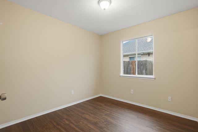 5589 Hunters Bend Lane, Dallas, TX 75249