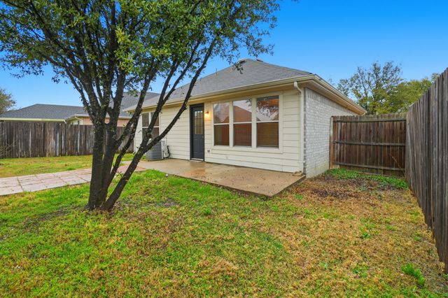 5589 Hunters Bend Lane, Dallas, TX 75249