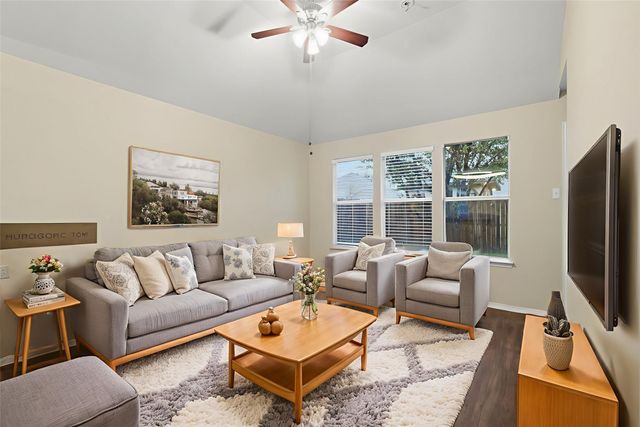 5589 Hunters Bend Lane, Dallas, TX 75249