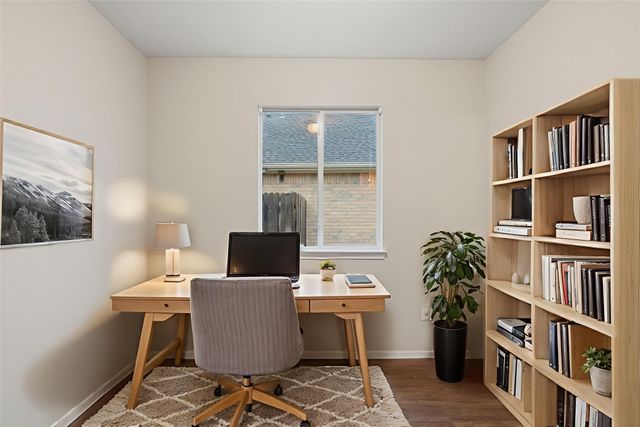 5589 Hunters Bend Lane, Dallas, TX 75249