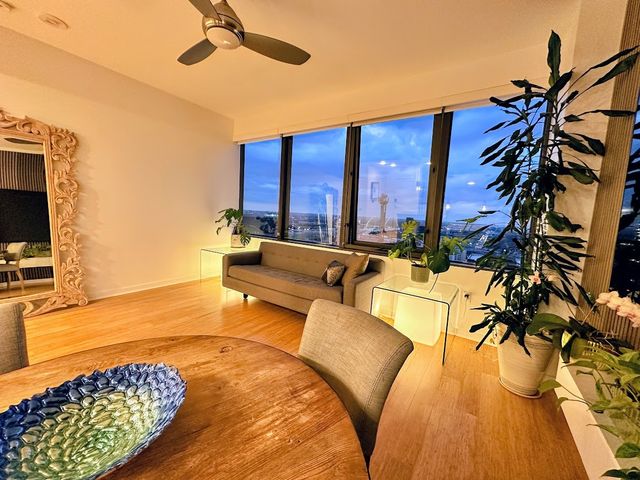 1200 Main Street 2402, Dallas, TX 75202